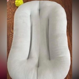 Snuggle me organic infant lounger